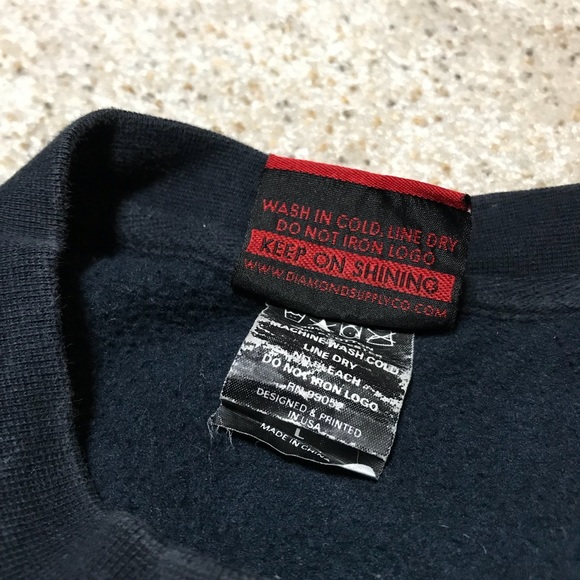 Diamond Crewneck Sweater - Picture 4 of 4